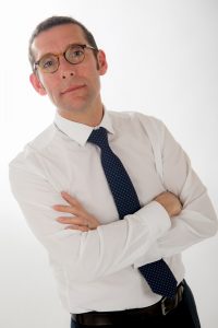 ©Gaël Dupret/MaxPPP, France, Paris le 7-05-2016 : Portrait de dirigeant Photo : Portrait de Thierry Cardot fondateur de l'Atelier Aubépine. Il est Architecte Paysagiste et Concepteur de parcs et jardins. Portrait of Thierry Cardot founder of l'Atelier Aubépine. It is Landscape Architect and Designer of parks and gardens.