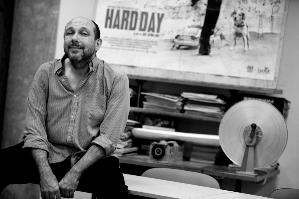 ©Gaël Dupret, France, Dreux le 19-06-2017 : Thierry Méranger Photo : Thierry Méranger, professeur de cinéma au lycée Rotrou, fondateur du Festival du Film de Dreux "Regards d'Ailleurs" et journaliste aux Cahiers du Cinéma. Thierry Méranger, film teacher at Rotrou high school, founder of the Dreux Film Festival "Regards d'Ailleurs" and journalist at Cahiers du Cinéma.