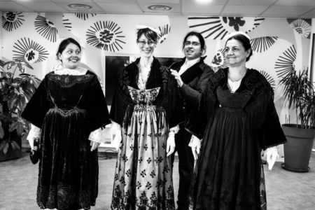 14 - 1930, 3 femmes, 3 costumes