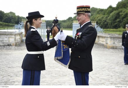 Cérémonie de pasation de commandement de l'unité de Gendarmerie départementale de l'Essonne prise par la colonelle Karine LEJEUNE