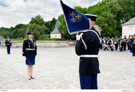 Cérémonie de pasation de commandement de l'unité de Gendarmerie départementale de l'Essonne prise par la colonelle Karine LEJEUNE